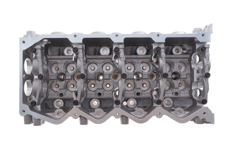 Головка блоку циліндрів Nissan Pathfinder 2.5 dCi/X-Trail 2.2 dCi 01- AMC