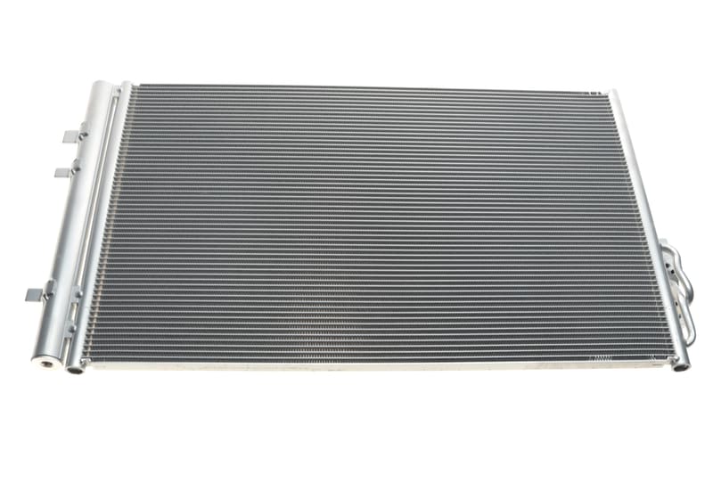 Радіатор кондиціонера BMW X3 (F25)/X4 (F26) 12-18 B47/N20/N47/N52/N55/N57 VAN WEZEL