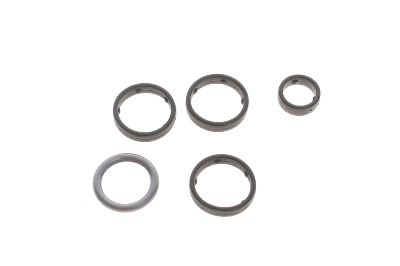 Прокладка радіатора масляного Land Rover Discovery/Range Rover 3.0 09- (к-кт) ELRING