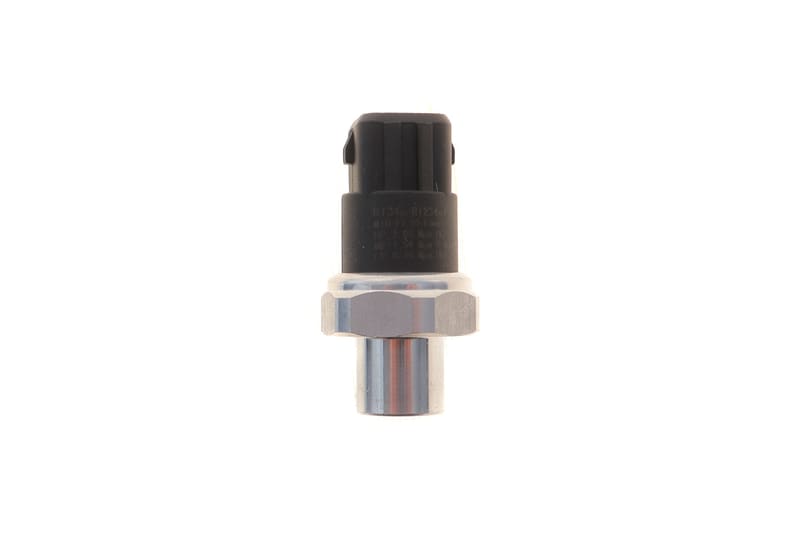 Датчик тиску кондиціонера Audi A4/A6/ VW Passat 96-05 BOSCH