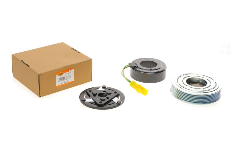 Шків компресора кондиціонера Citroen C4/C5/Berlingo/Peugeot 308/406/508/Partner 1.6-2.0 98- NRF