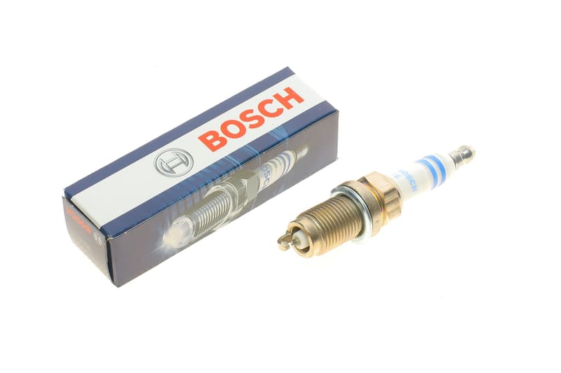 Свеча зажигания Honda Accrod/Civic/CR-V/FR-V 03- BOSCH