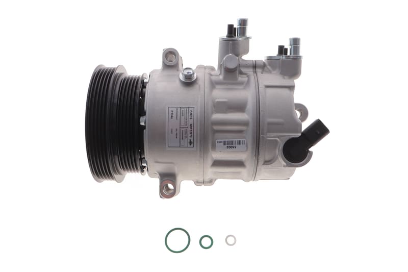 Компресор кондиціонера VW Jetta 2.5FSI 10-/Audi TT 2.5 RS 09-14/Q3 2.5 RS 13-18 NRF