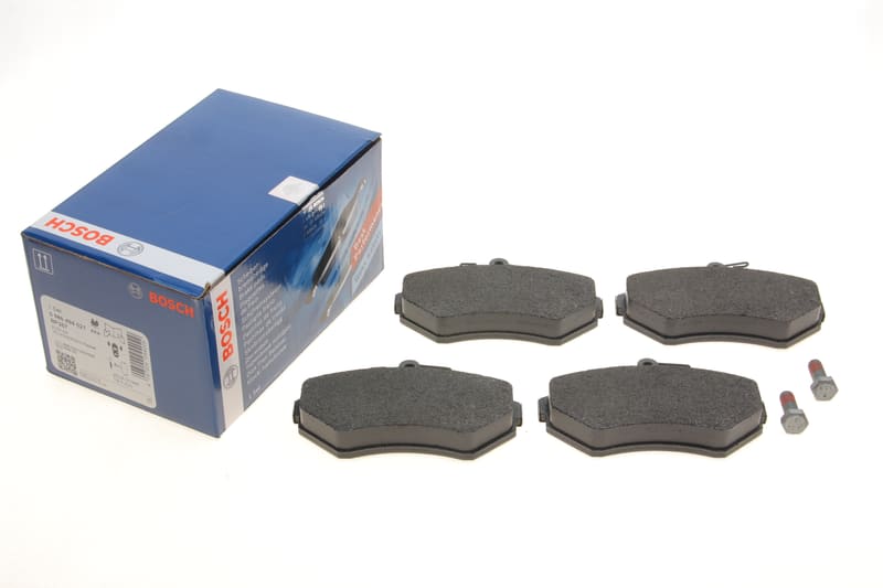 Колодки тормозные (передние) Audi A4 94-01/VW Passat 96-00 BOSCH