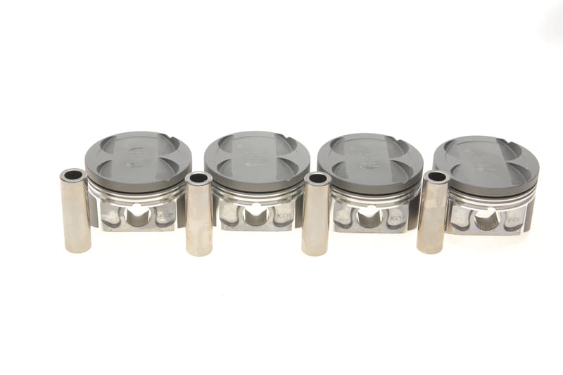 Поршень Dacia Duster/Logan/Sandero/Renault Clio/Kangoo 1.6 16V 98- (80.50mm/+1.00mm) (к-кт 4 шт) AMP