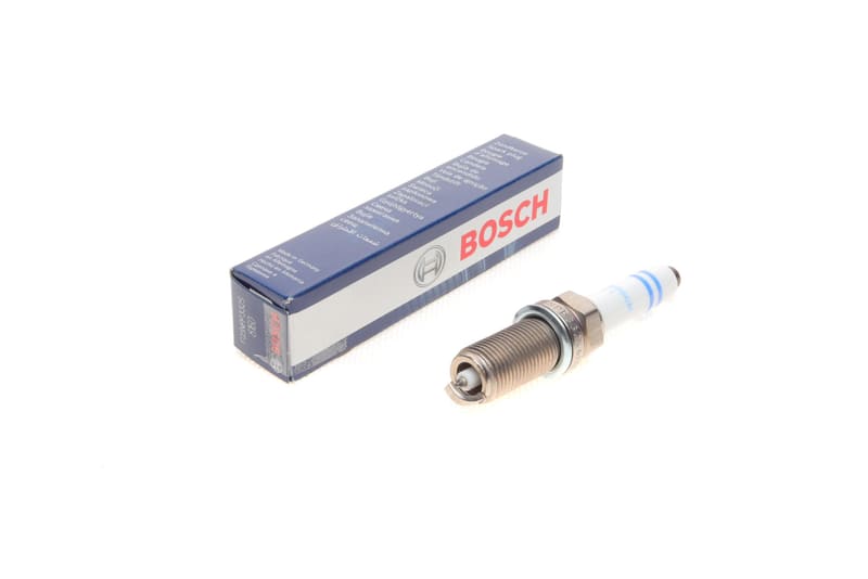 Свеча зажигания Audi A4/A6/VW Golf VII/Passat 1.8TFSI/2.0TFSI 11- (Double Platinum) BOSCH