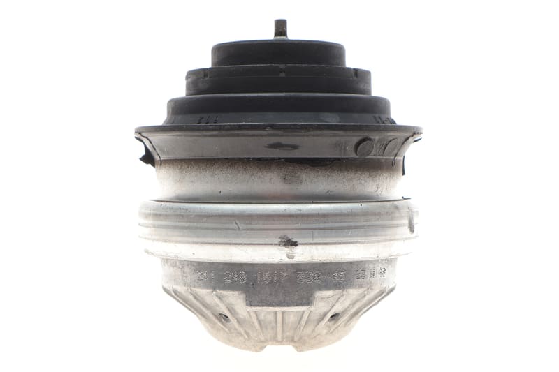 Подушка двигателя (L) MB C-class (W203)/E-class (W210)/CLK-class (C209) -09  MEYLE