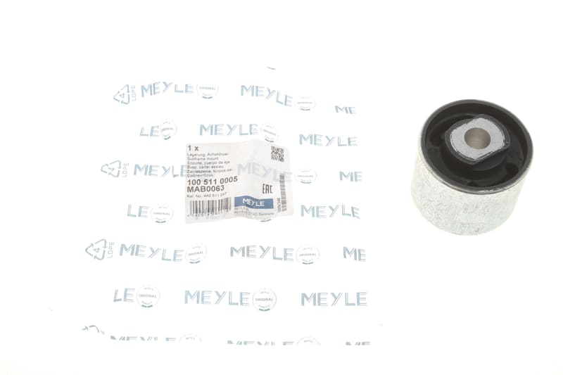 Сайлентблок балки (задньої) Audi 100/A6 94-97 MEYLE