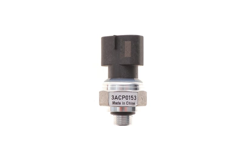 Датчик давления кондиционера Toyota Avensis/Rav 4/Lexus IS 03-13 EPS