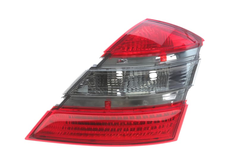 Фонарь задний MB S-class (W221) 05-13 (R) ULO