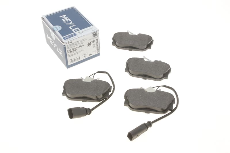 Колодки тормозные (задние) VW T4 98-00- R16 (с датчиками) MEYLE