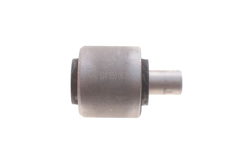 Сайлентблок важеля (заднього) MB C-class (W202)/E-class (W124/S210) -03 LEMFORDER
