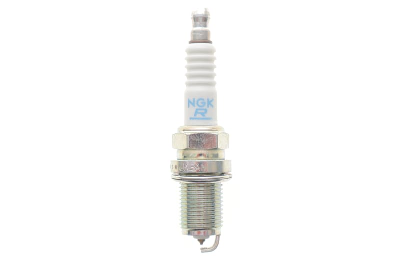 Свеча зажигания Volvo 850/C70/S40/S60/S70/S80/V40/V70/XC70/XC90 93-14 NGK
