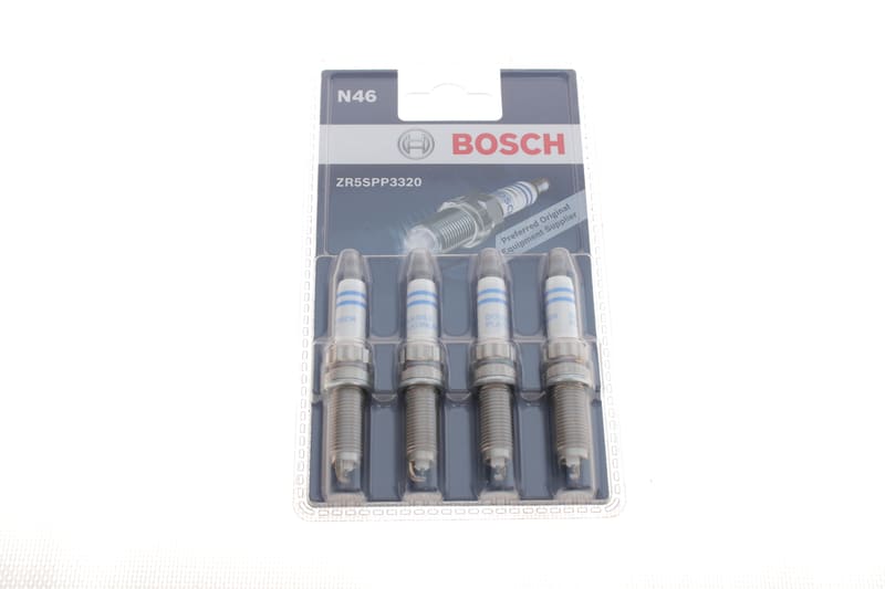 (к-кт 4шт) Свеча зажигания Citroen C3/C4/Peugeot 3008/308/5008/Partner 1.2PureTech 16- BOSCH