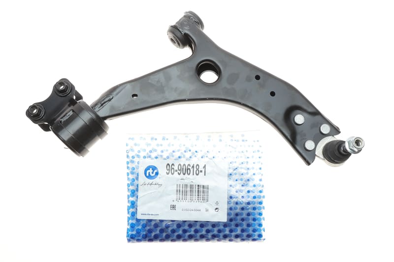 Рычаг подвески (передний/снизу) (R) Ford C-Max 07-10/Focus/Volvo C30/C70/S40/V50 04-13 (d=21mm) RTS
