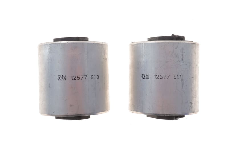 (к-кт 2 шт.) Сайлентблок рычага (переднего/снизу) BMW 5 (E39)/BMW 7 (E38) 94-01 FEBI BILSTEIN
