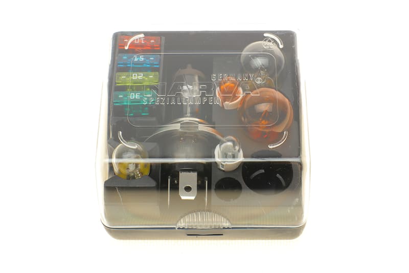 Комплект лампочек H4 12V (P21/5W,P21W ,R5W,WY5W. T4W + 4 предохранителя) NARVA