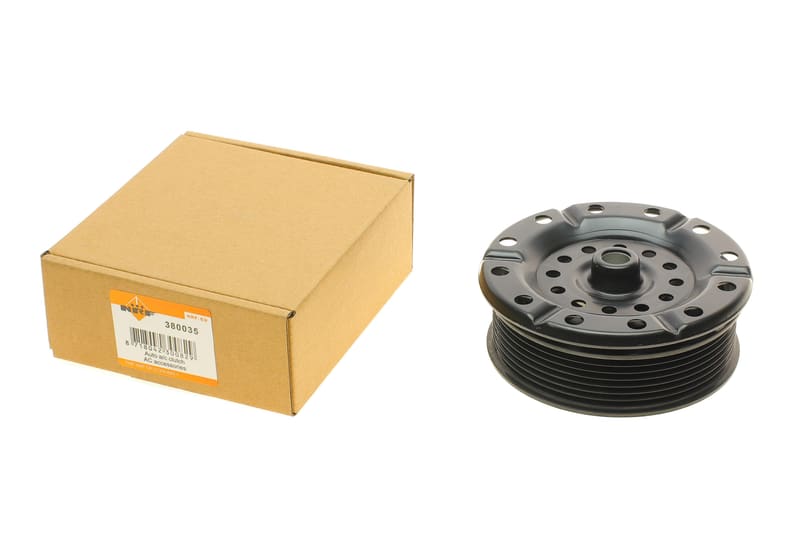 Шкив компрессора кондиционера Toyota Corolla/Avensis/Rav4 2.0/2.2D-4D 06-18 NRF