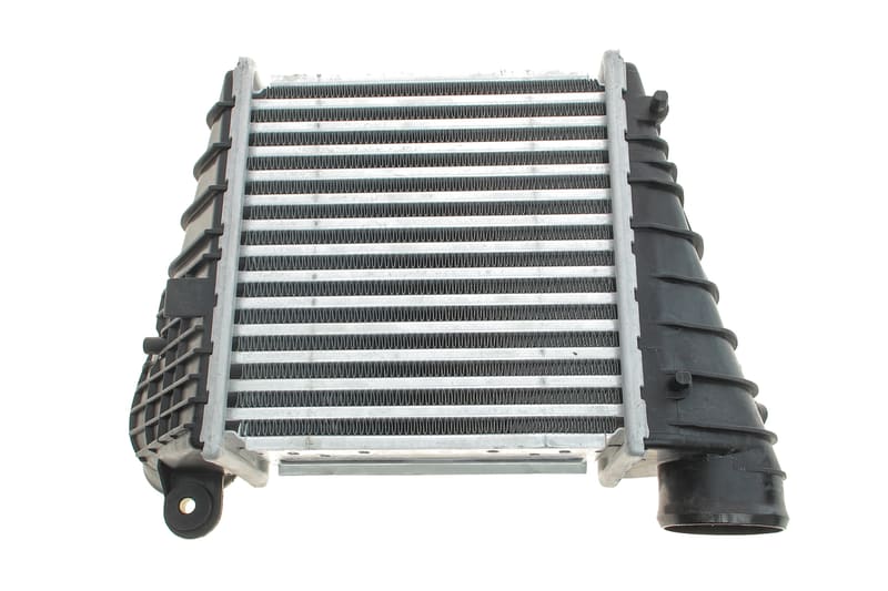 Радиатор интеркулера Skoda Octavia/VW Bora/Golf IV 1.8T/1.9TDI 97-05 NRF