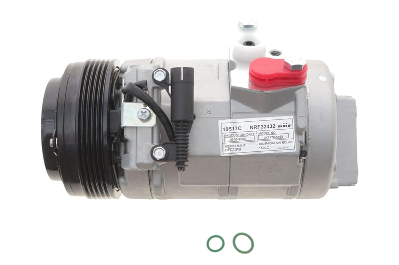 Компрессор кондиционера Land Rover Range Rover III 4.4/3.0D 02- (5PK) NRF