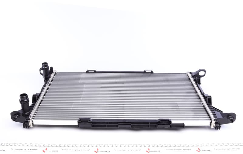 Радиатор охлаждения Audi A4/A5 1.8-2.0TFSI 07-17/2.0TDI/A6 2.0TFSI/2.0TDI/Q3/Q5 2.0TDI 10-17 (МКПП) MAHLE