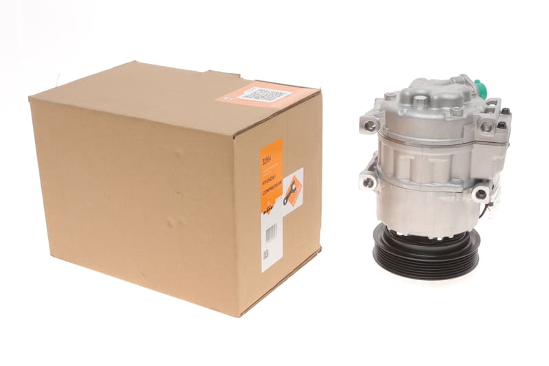 Компресор кондиціонера Hyundai Santa Fe II/Sonata II/Kia Magentis II 2.0 VVTi/2.4/2.7 05-12 NRF