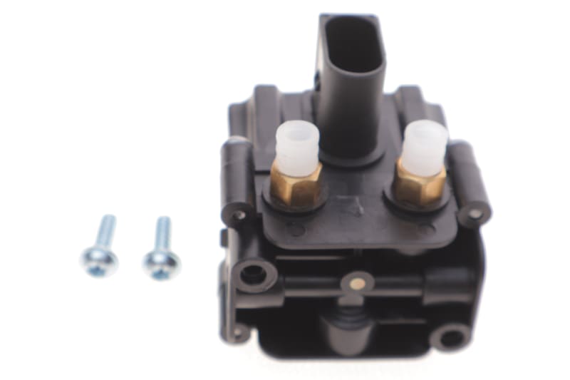 Клапан пневмоподвески BMW X5 (F15/F85)/X6 (F16/F86) 13-19 B47/N20/N47/N55/N57/N63 ARNOTT