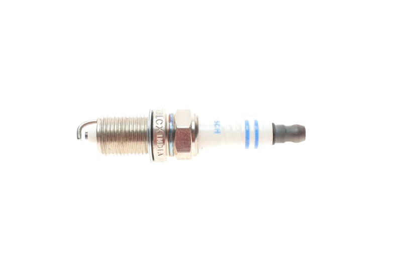Свічка запалювання Honda Accord/Civic 1.5-3.0 91-01/Hyundai Elantra/i20/i30 1.4-1.6 06-12 BOSCH