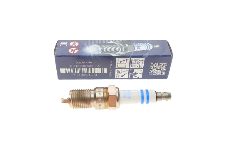 Свічка запалювання Ford Focus/Volvo S80/S40 1.8/2.0i 04-12 BOSCH