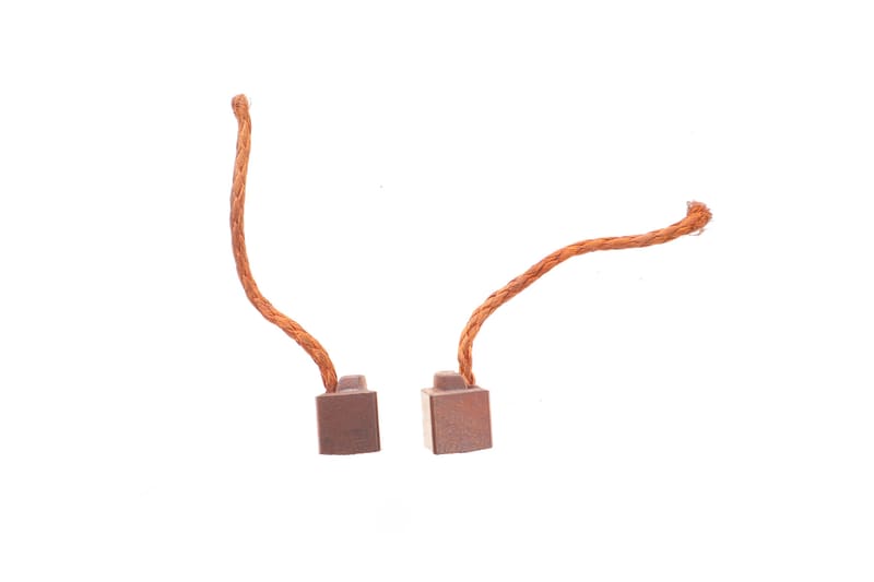 Щітки генератора (12V) (4.6x6.5x35) (вугільні) AS