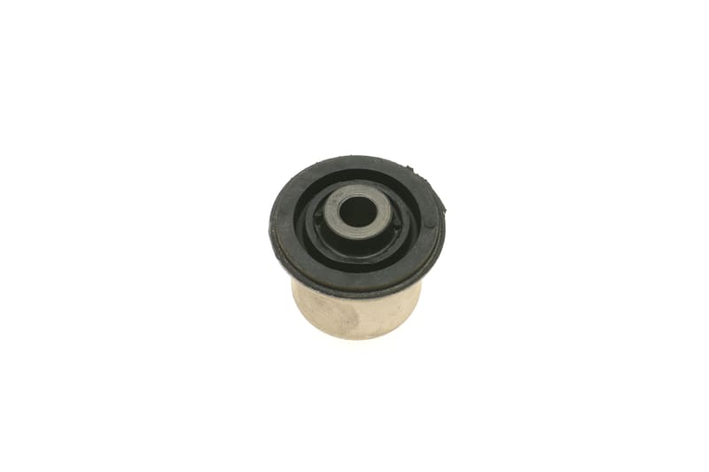 Сайлентблок рычага (переднего) Audi 80/90 -94/VW Passat -88 AIC