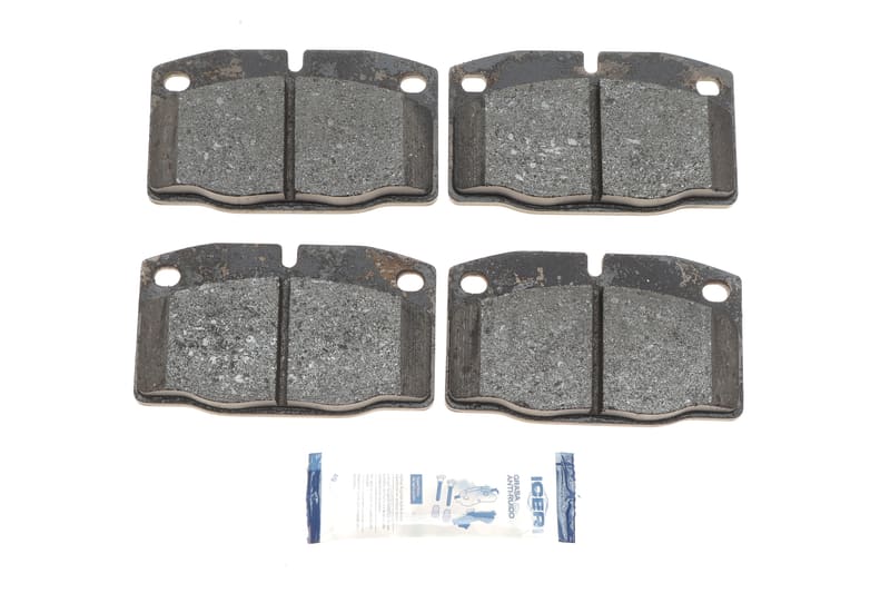 Колодки тормозные (передние) Opel Ascona B/C 75-88/Corsa A/Omega A/Vectra A 83-95/Kadett D/E 79-93 ICER