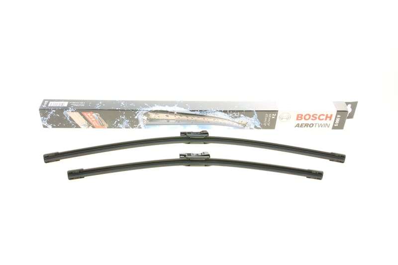 Щетки стеклоочистителя (600/475mm) VW Golf V/VI/Passat 03- BOSCH