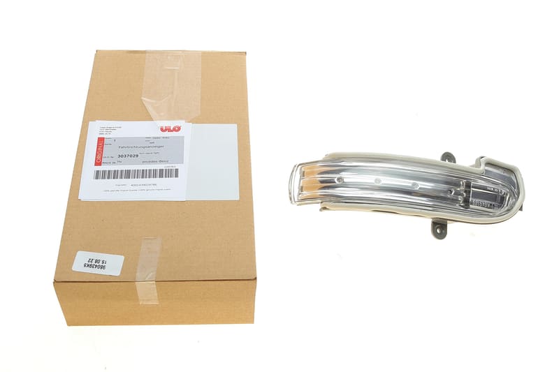 Повторитель поворота на зеркало MB C-class (W203) 04-07 (L) ULO