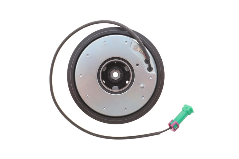 Шків компресора кондиціонера VW Passat/Audi A4/A6 96-05 NRF