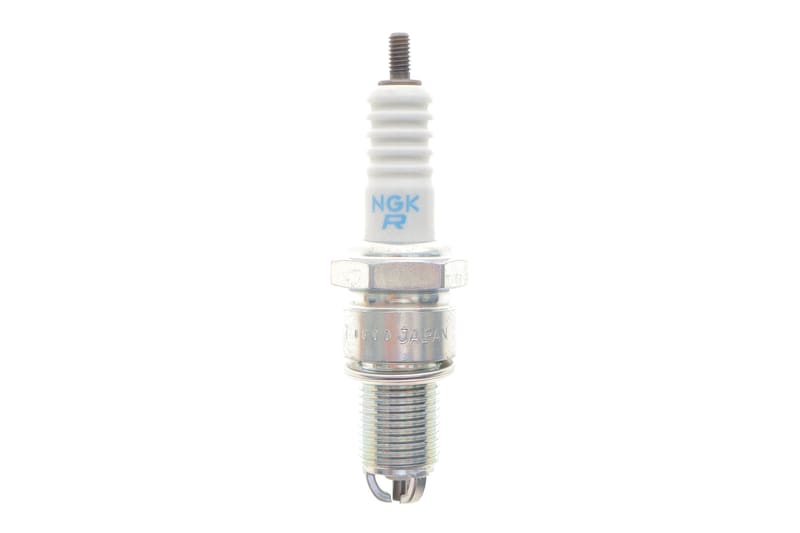 Свеча зажигания (3-х электр) VW Golf III/Passat B3/B4 1.4/1.6/1.8/2.0 NGK