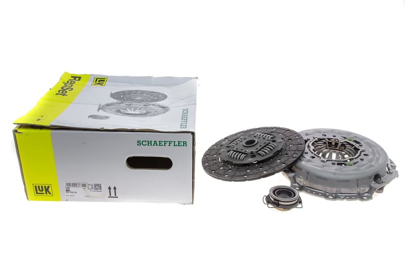 Комплект зчеплення Toyota Hilux VIII 2.4D/2.8D-4D/TD 4WD, 15-, (2GD-FTV/1GD-FTV) LuK