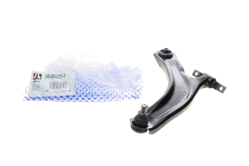 Важіль підвіски (передній/знизу) (R) Renault Koleos 08-/Nissan Qashqai/X-Trail 07-13 RTS