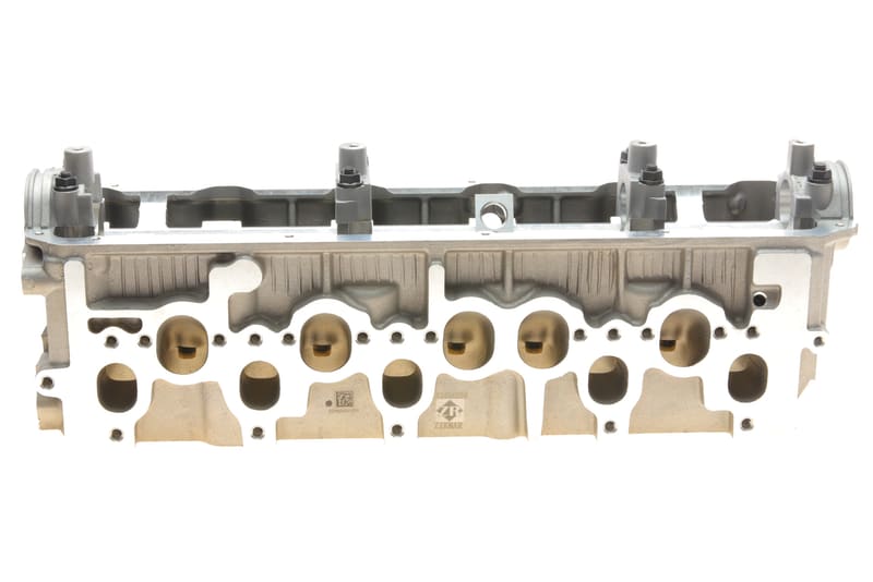 Головка блока цилиндров VW T4 2.4D 90-98 (AAB) KOLBENSCHMIDT