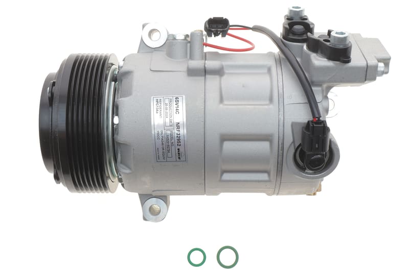 Компресор кондиціонера BMW 3 (E90)/X1 (E84) 05-15 N43/N45/N46 (7PK/d=110mm) NRF