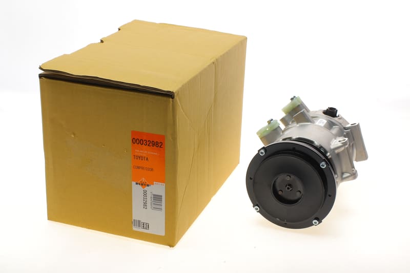 Компрессор кондиционера Toyota Camry 2.4 06-11 NRF