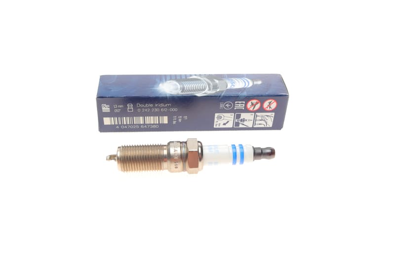 Свеча зажигания Ford Mondeo IV/V 2.0 Hybrid/2.3 07- BOSCH