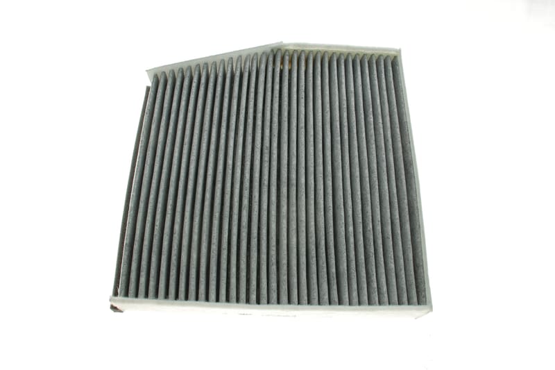Фільтр салону MB A-class (W176)/B (W246/W242) 11-/Infiniti Q30 15- (вугільний) WIX FILTERS