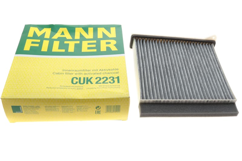 Фильтр салона Mitsubishi Grandis 04-11/L200 06-15/Lancer/Outlander 03-08/Pajero Sport 08- (угольный) MANN-FILTER