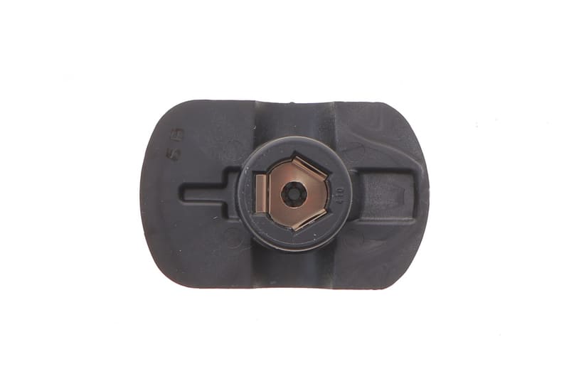 Бігунок розподілювача запалювання Mazda MX-3/Mitsubishi Colt/Galant/Suzuki Vitara 88-00 BLUE PRINT