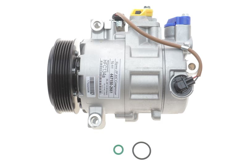 Компресор кондиціонера BMW 3 (F30/F80/F31) 12- (N13) (6PK/d=110mm) NRF