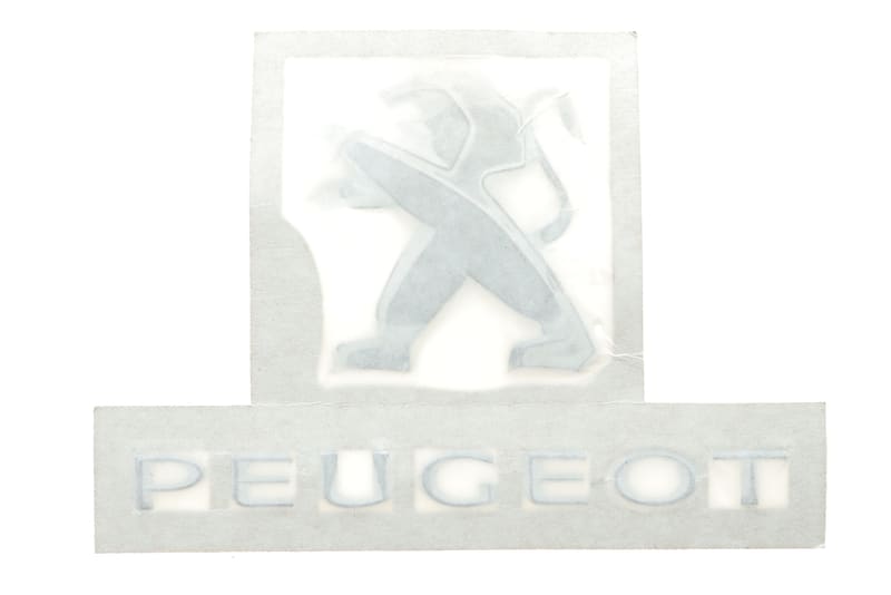 Емблема кришки багажника Peugeot 2008 15- (хром) PSA