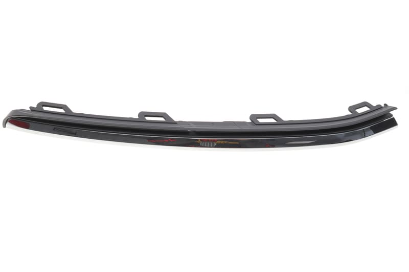 Решітка бампера (переднього) VW Golf 17-20 (R) DPA
