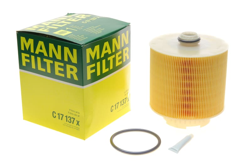 Фільтр повітряний Audi A6 2.7TDI/3.0TDI V6 04-11 MANN-FILTER