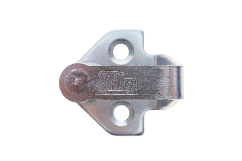 Скоба замка двери (боковой) Ford Transit 00-06 DP